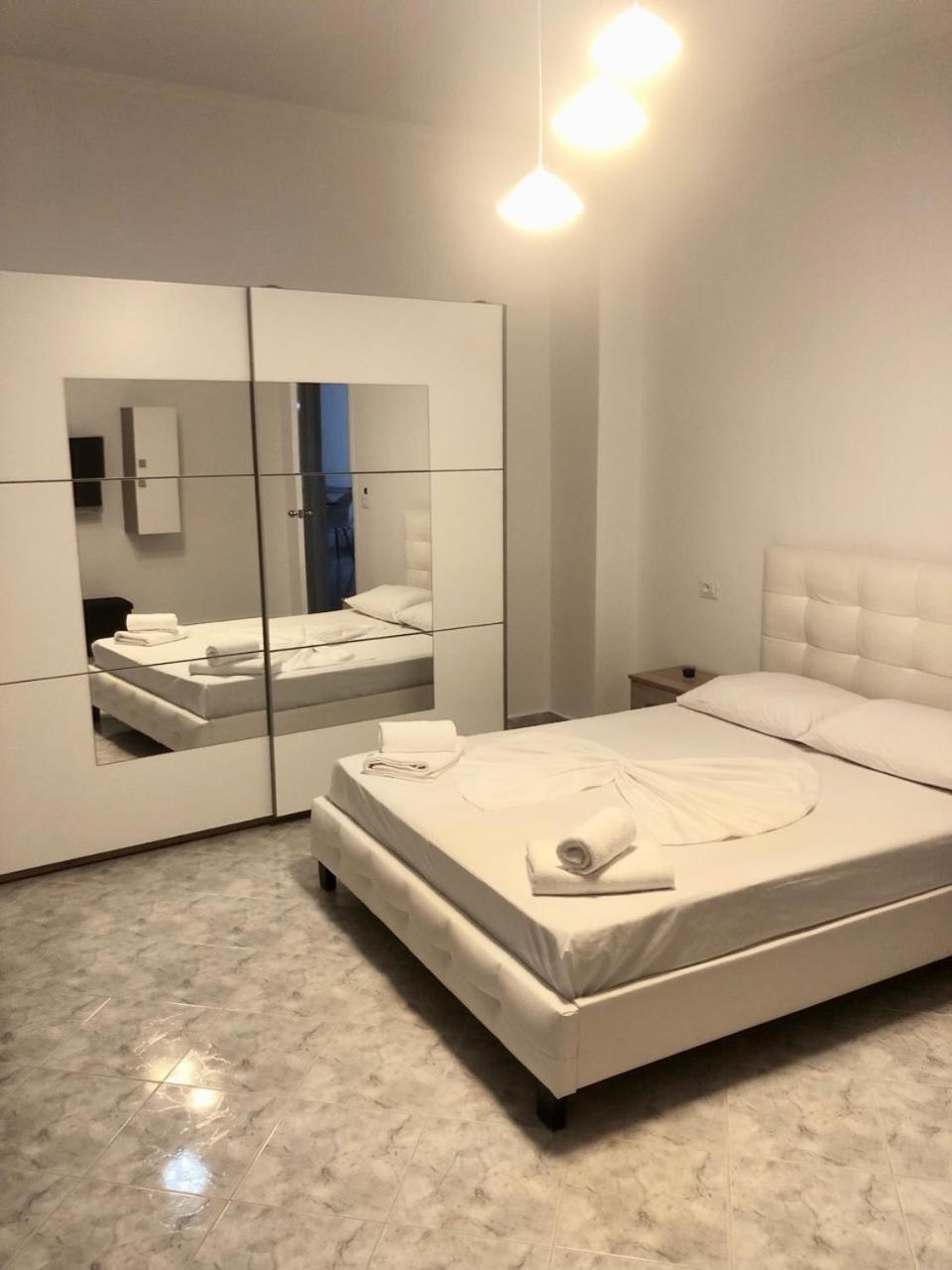 Comfy Blue Sarande Apartman Kültér fotó